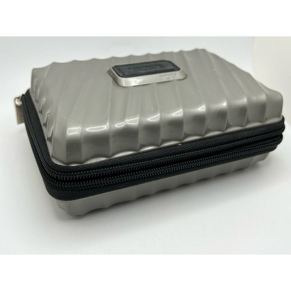 Tumi for Delta Exclusive Travel case